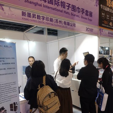 International HatsScarvesGloves Expo International HatsScarvesGloves Expo